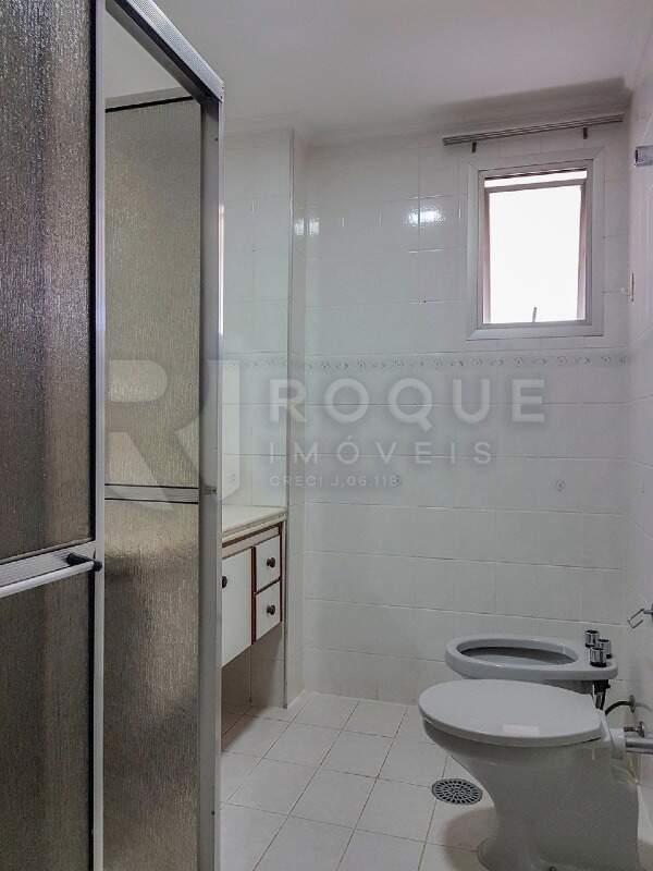 Apartamento à venda no bairro Vila Cidade Jardim: WC social 