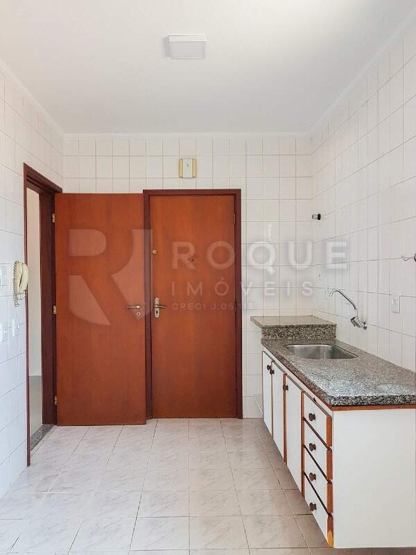 Apartamento à venda no bairro Vila Cidade Jardim: Cozinha 