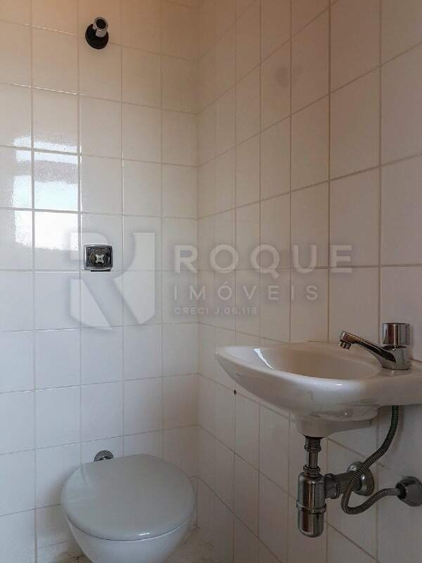Apartamento à venda no bairro Vila Cidade Jardim: WC