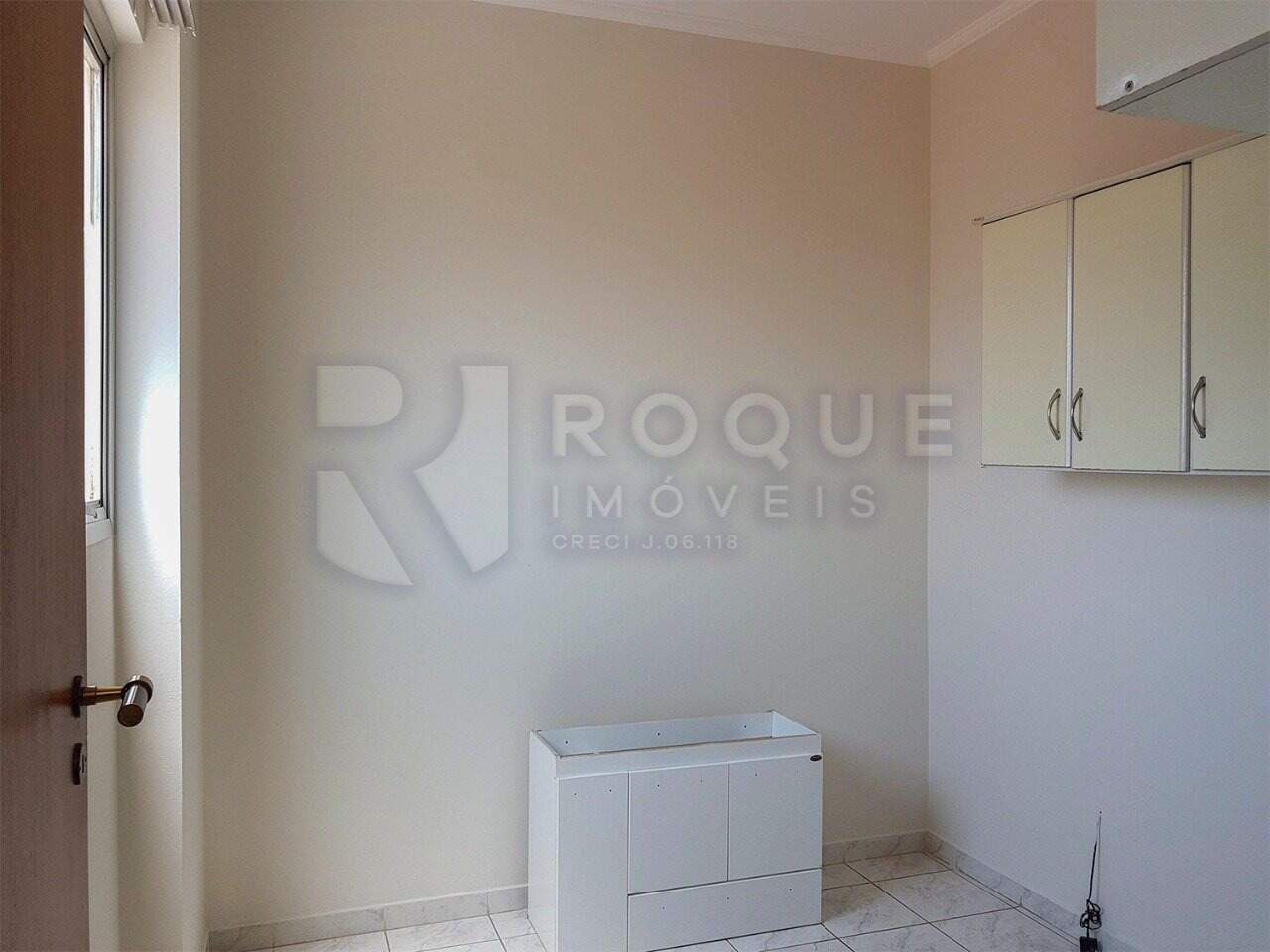 Apartamento à venda no bairro Vila Cidade Jardim: Dormitório 