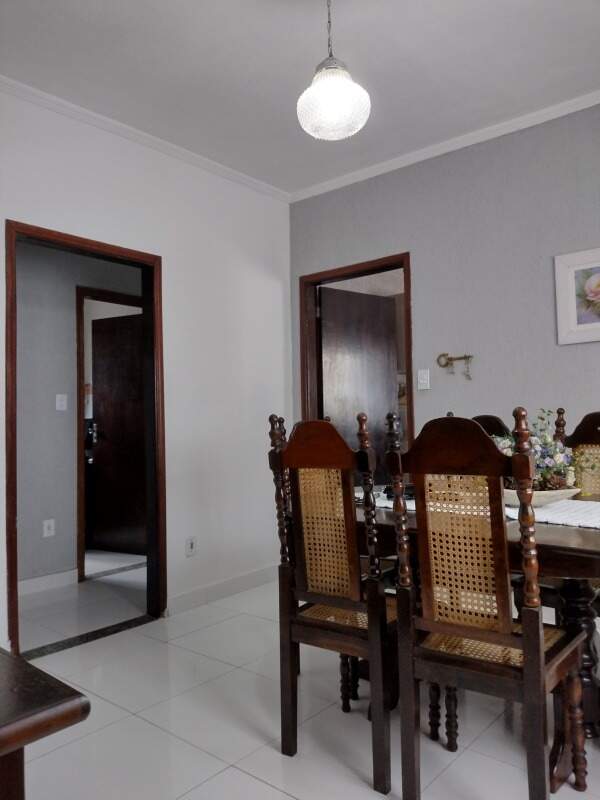 Casa Residencial à venda no bairro Jardim Planalto: