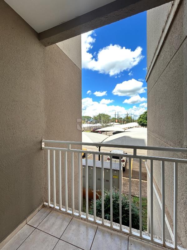 Apartamento para aluguel no bairro Residencial Rubi: Sacada 