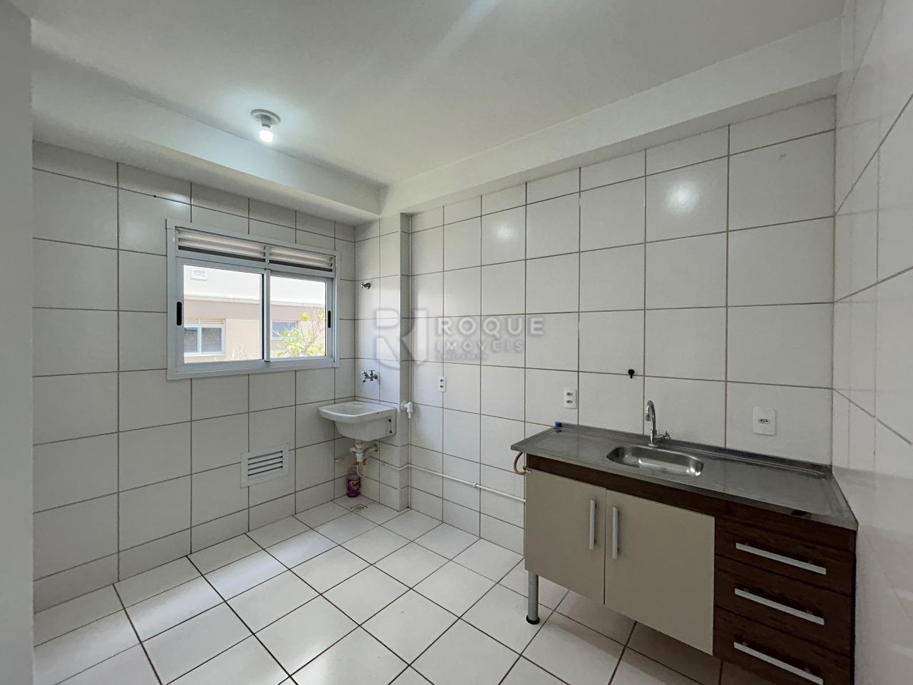 Apartamento para aluguel no bairro Residencial Rubi: Cozinha / Área de serviço 