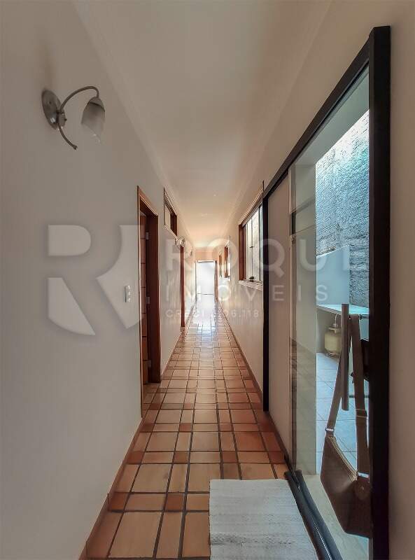 Chácara à venda no bairro Jardim Residencial Recanto Alvorada: Hall
