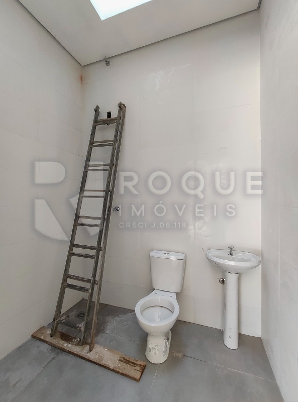 Salão para aluguel no bairro Jardim dos Jequitibás: WC 