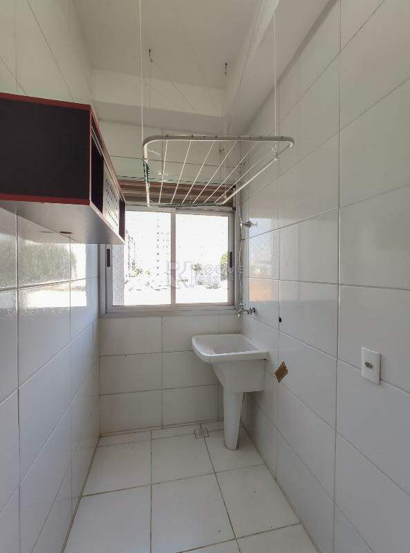 Apartamento para aluguel no bairro Chácaras Antonieta: Área de serviço