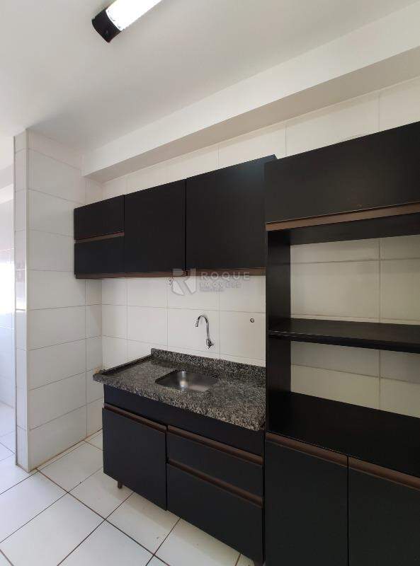 Apartamento para aluguel no bairro Chácaras Antonieta: Cozinha