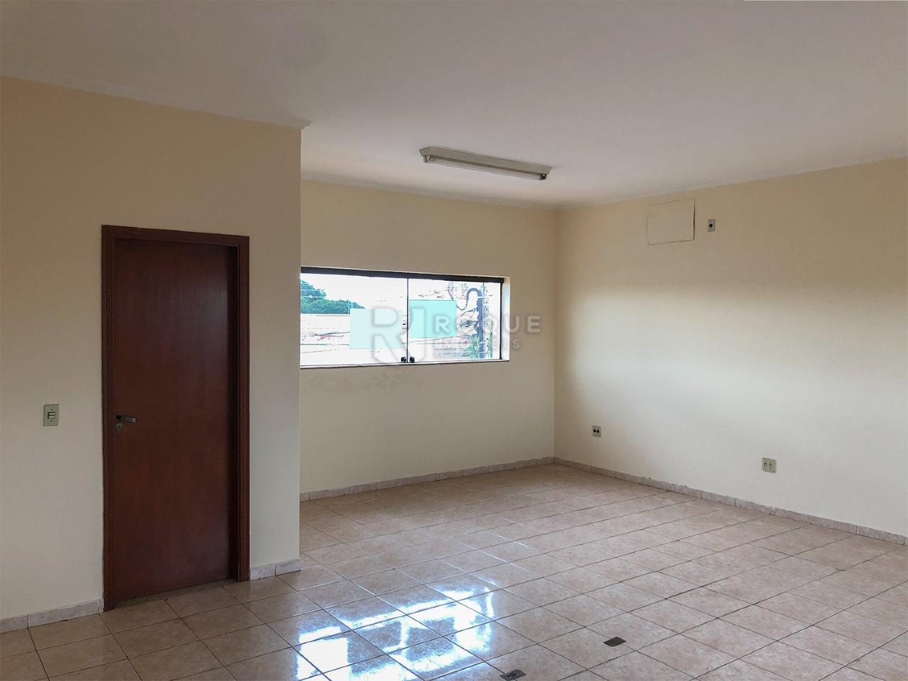 Salas/Conjuntos para aluguel no bairro Vila Cristovam: Sala 