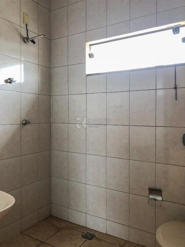 Salas/Conjuntos para aluguel no bairro Vila Cristovam: WC da sala 