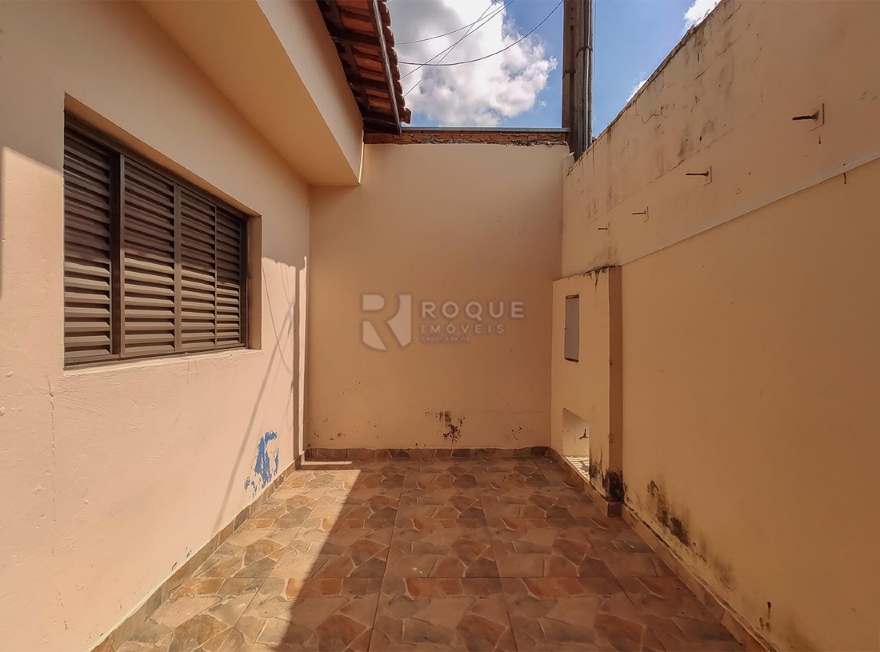 Casa Residencial para aluguel no bairro Parque Residencial Santa Eulália: Frente 