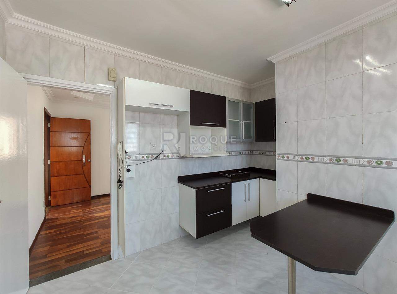 Apartamento para aluguel no bairro Centro: Cozinha 