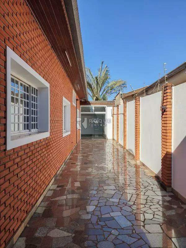 Casa Residencial à venda no bairro Jardim Paulista:
