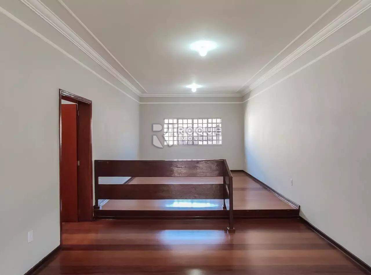 Casa Residencial à venda no bairro Jardim Paulista: