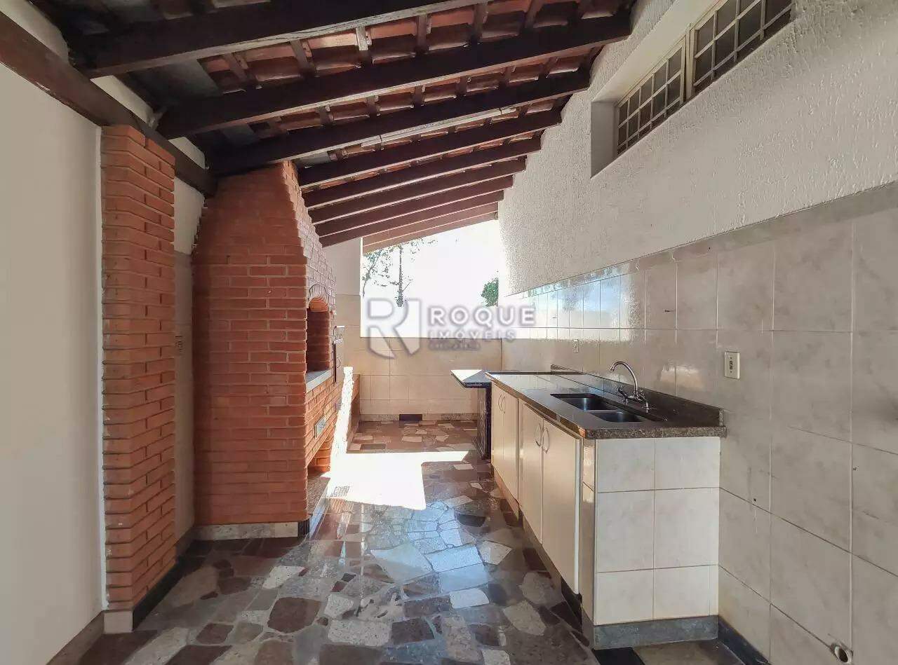 Casa Residencial à venda no bairro Jardim Paulista: