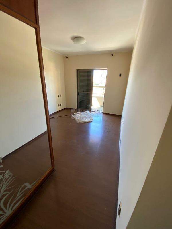 Apartamento à venda no bairro Centro: 