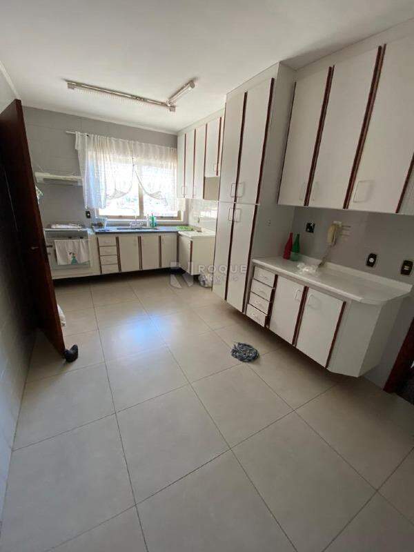 Apartamento à venda no bairro Centro: 