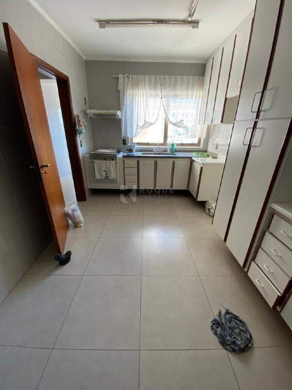 Apartamento à venda no bairro Centro: 
