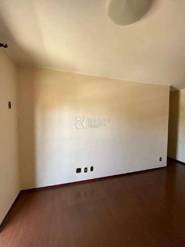 Apartamento à venda no bairro Centro: 