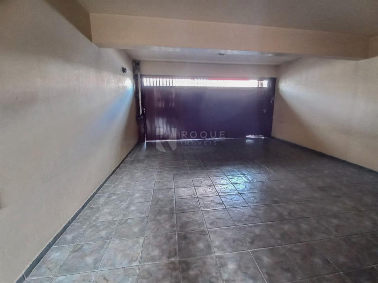 Casa Residencial para aluguel no bairro Centro: Garagem