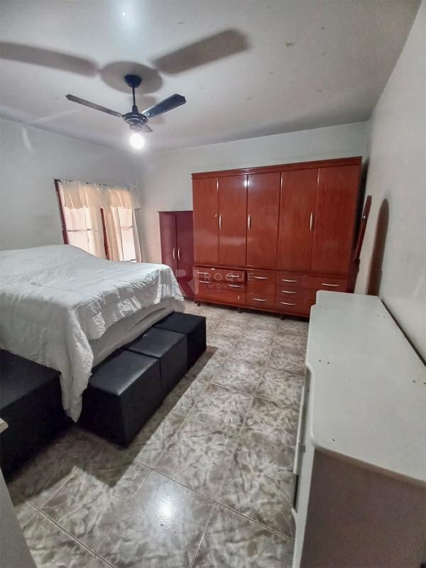 Casa Residencial para aluguel no bairro Centro: Dormitório 3 suíte 