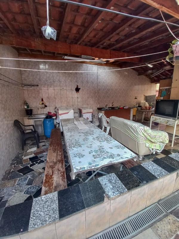 Casa Residencial para aluguel no bairro Centro: Área externa 