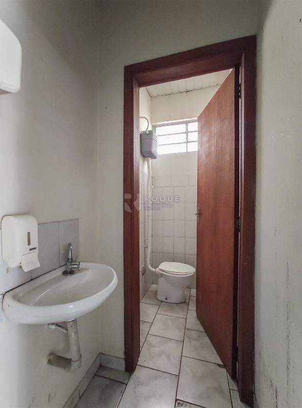 Salão para aluguel no bairro Centro: WC 