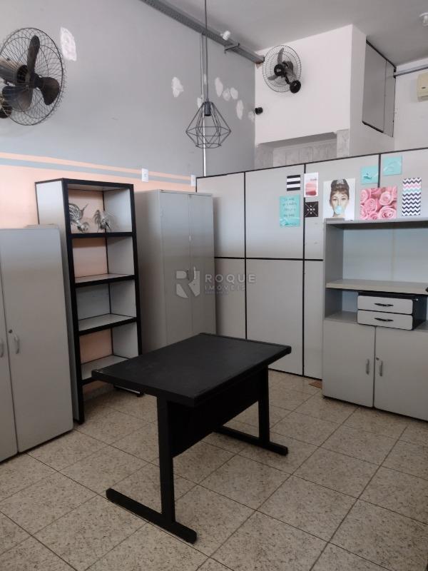 Barracão/Galpão à venda no bairro Vila Residencial Treviso: 