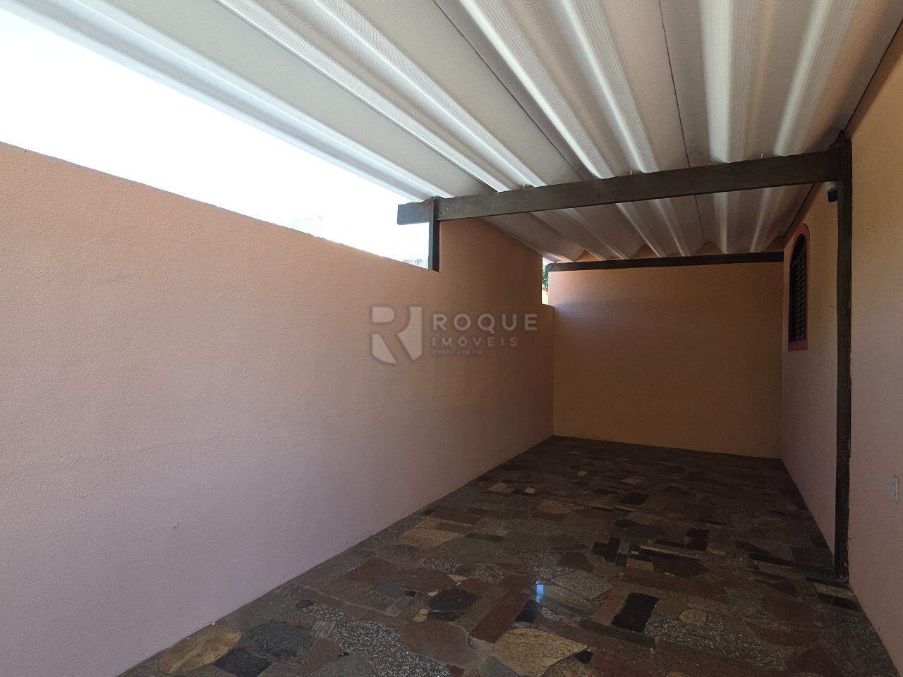 Casa Residencial para aluguel no bairro Jardim Maria Buchi Modeneis: Varanda Superior