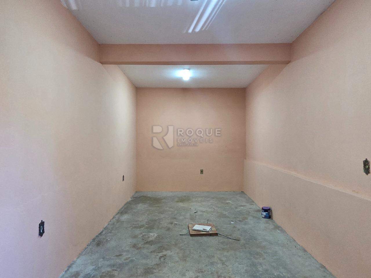 Casa Residencial para aluguel no bairro Jardim Maria Buchi Modeneis: Garagem/Salão