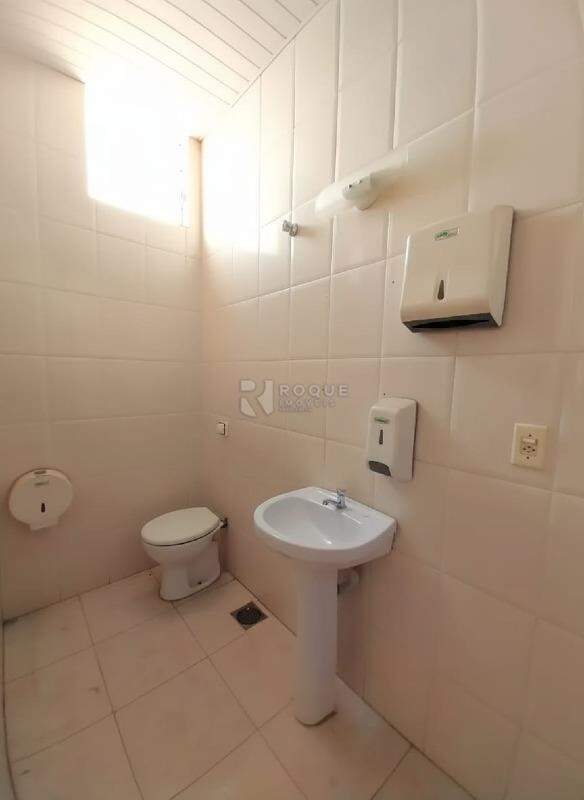 Barracão/Galpão para aluguel no bairro Jardim São Paulo: Wc social 02