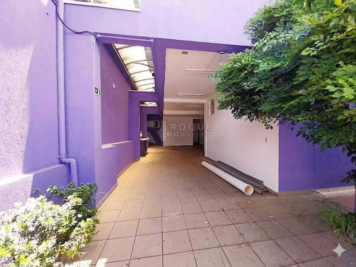 Barracão/Galpão para aluguel no bairro Jardim São Paulo: Fundos