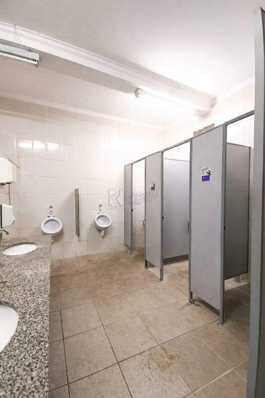 Barracão/Galpão para aluguel no bairro Jardim São Paulo: Vestiário 01