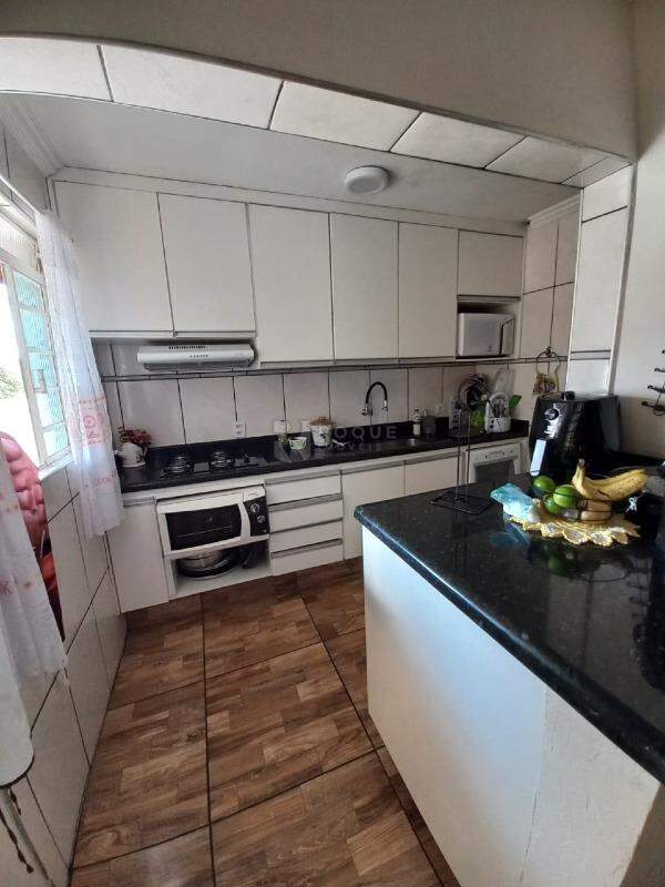 Casa Residencial para aluguel no bairro Centro: 