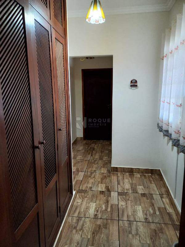 Casa Residencial para aluguel no bairro Centro: 