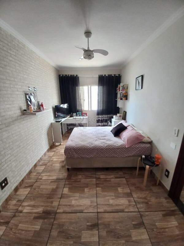 Casa Residencial para aluguel no bairro Centro: 