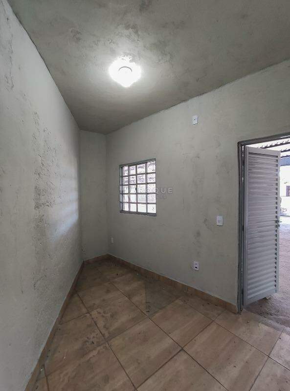 Barracão/Galpão para aluguel no bairro Gleba Beatriz: Escritório 