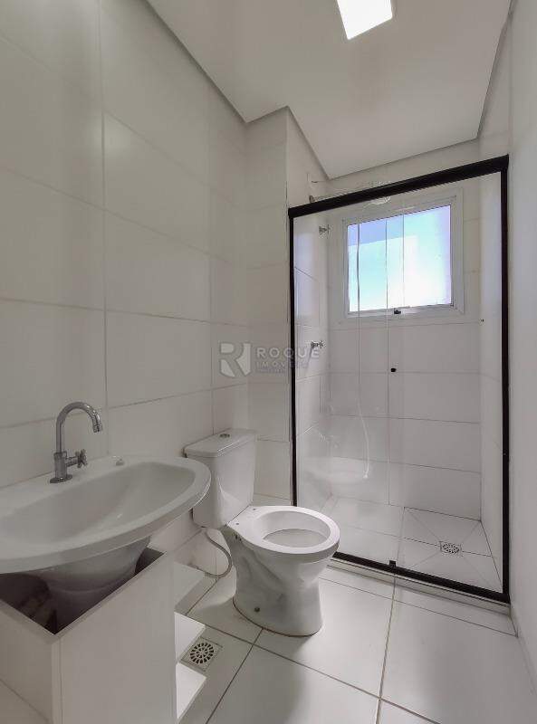 Apartamento para aluguel no bairro Jardim do Lago: WC social