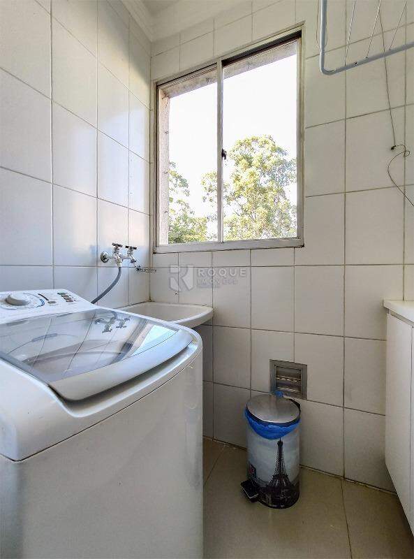 Apartamento para aluguel no bairro Vila Claudia: Área de serviço 