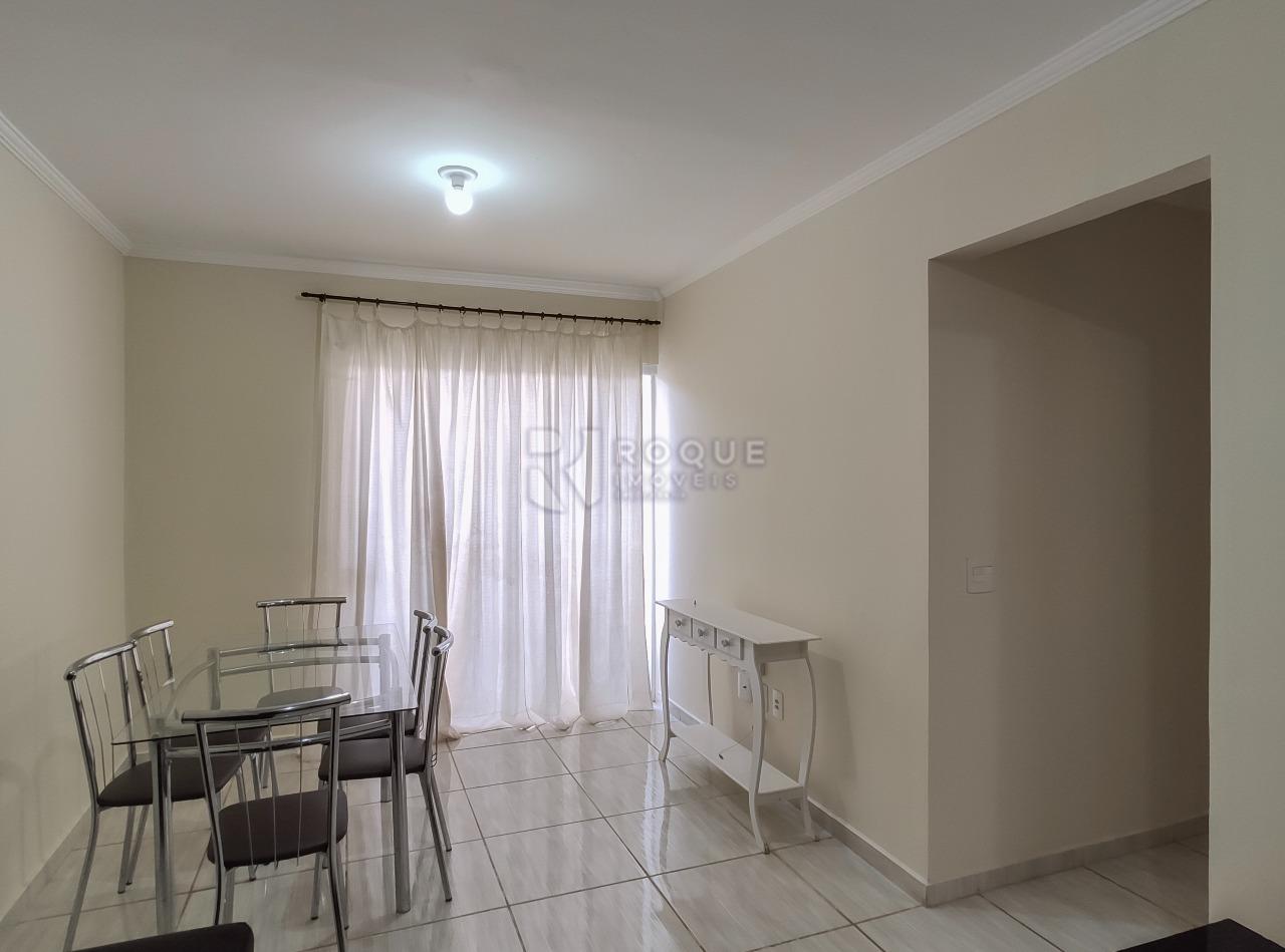 Apartamento para aluguel no bairro Chácaras Antonieta: Sala 