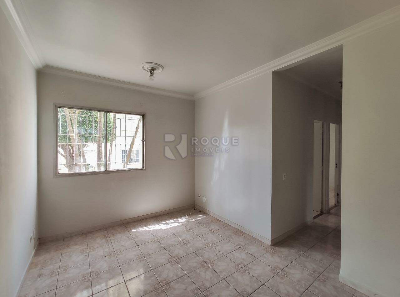 Apartamento para aluguel no bairro Parque Egisto Ragazzo: Sala 
