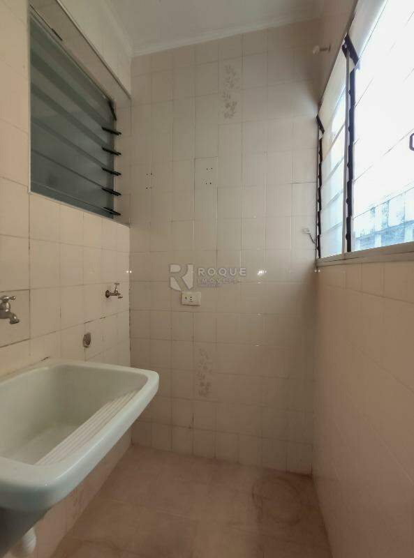 Apartamento para aluguel no bairro Parque Egisto Ragazzo: Área de serviço