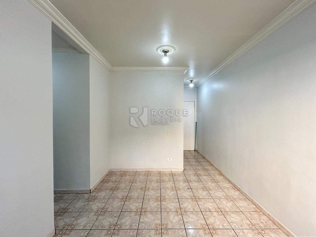 Apartamento para aluguel no bairro Parque Egisto Ragazzo: Sala 