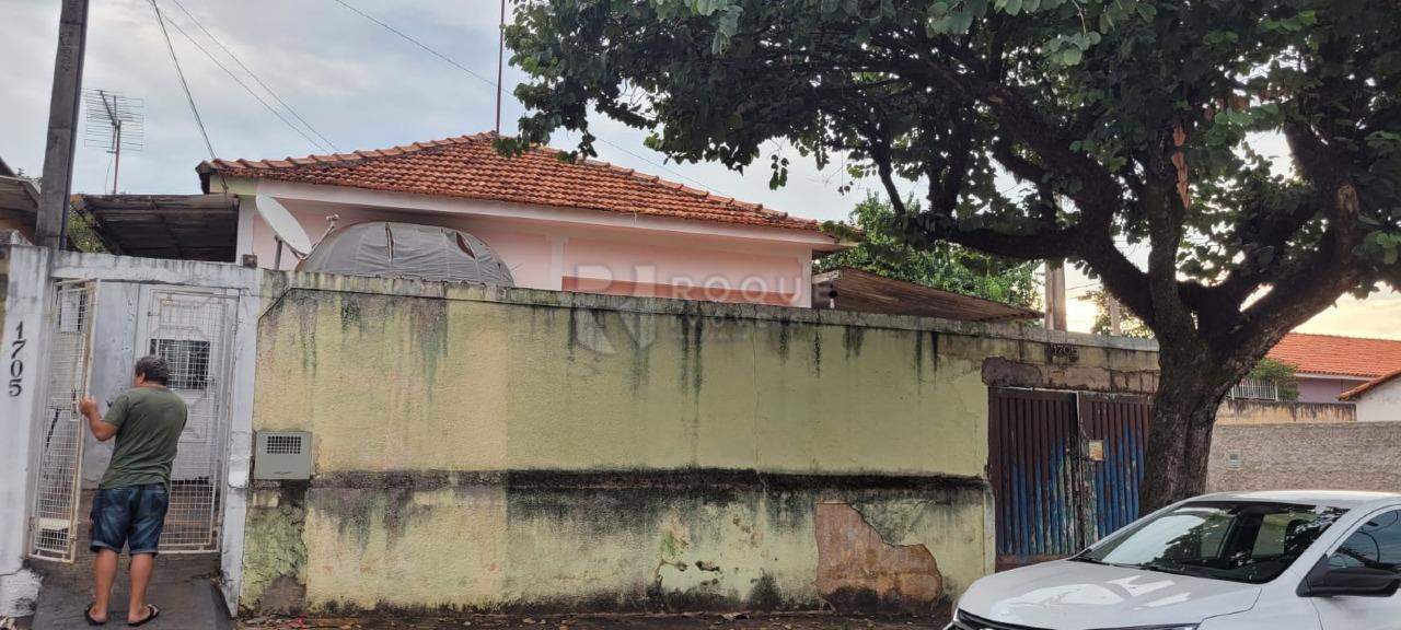 Casa Residencial à venda no bairro Centro: