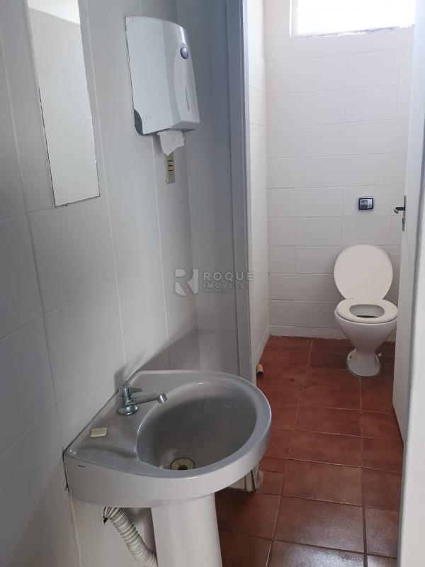Salão para aluguel no bairro Jardim Nova Suiça: WC 02