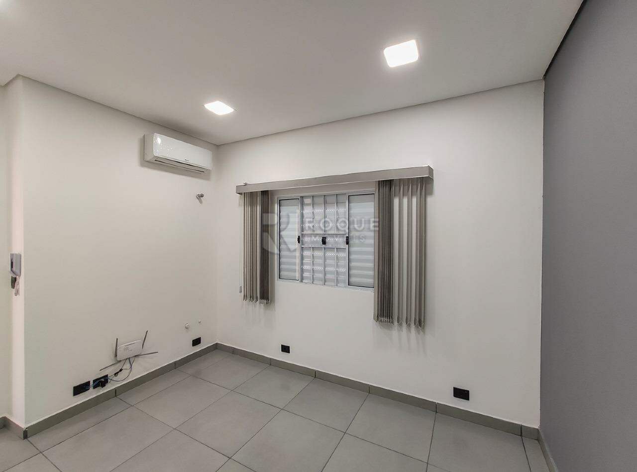 Salas/Conjuntos para aluguel no bairro Vila Cristovam: Sala 