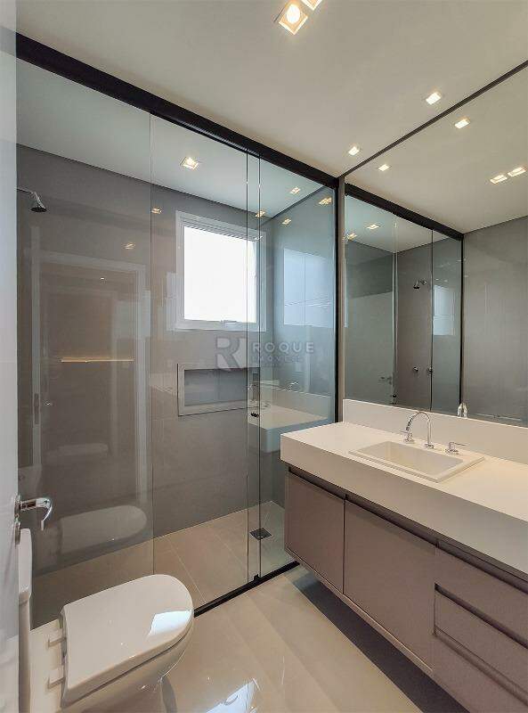 Apartamento para aluguel no bairro Graminha: WC Suíte 3