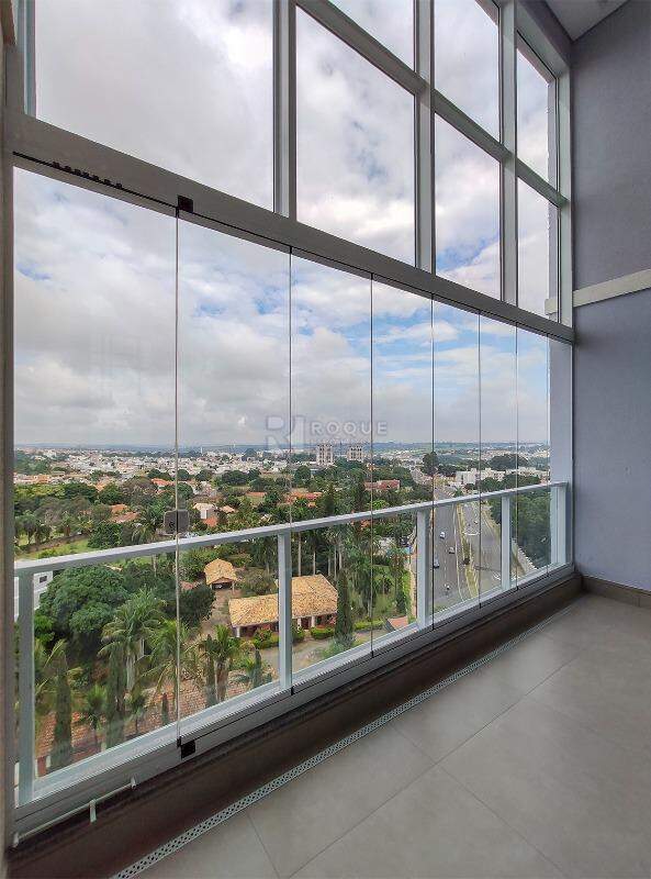 Apartamento para aluguel no bairro Graminha: Sacada 