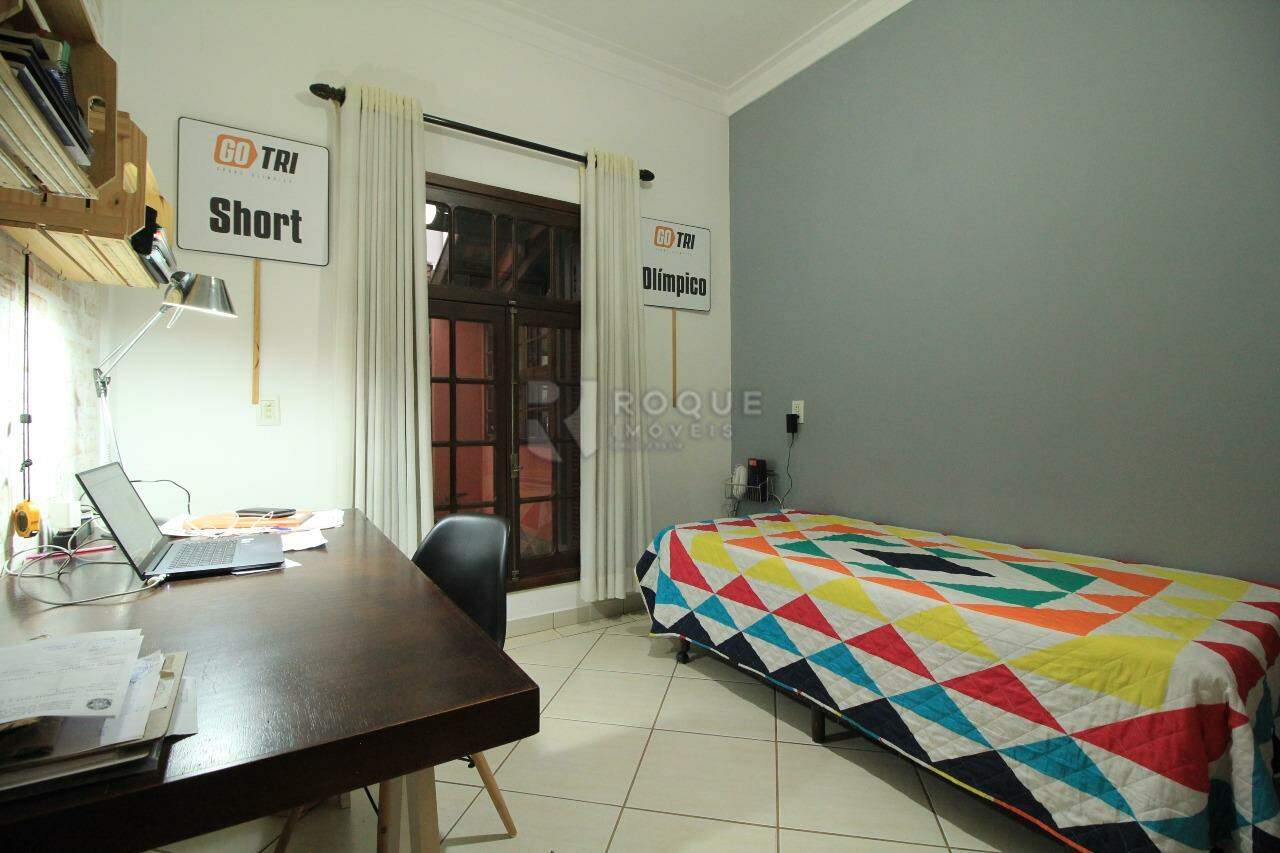 Casa em condomínio à venda no bairro Jardim Parque Avenida: 