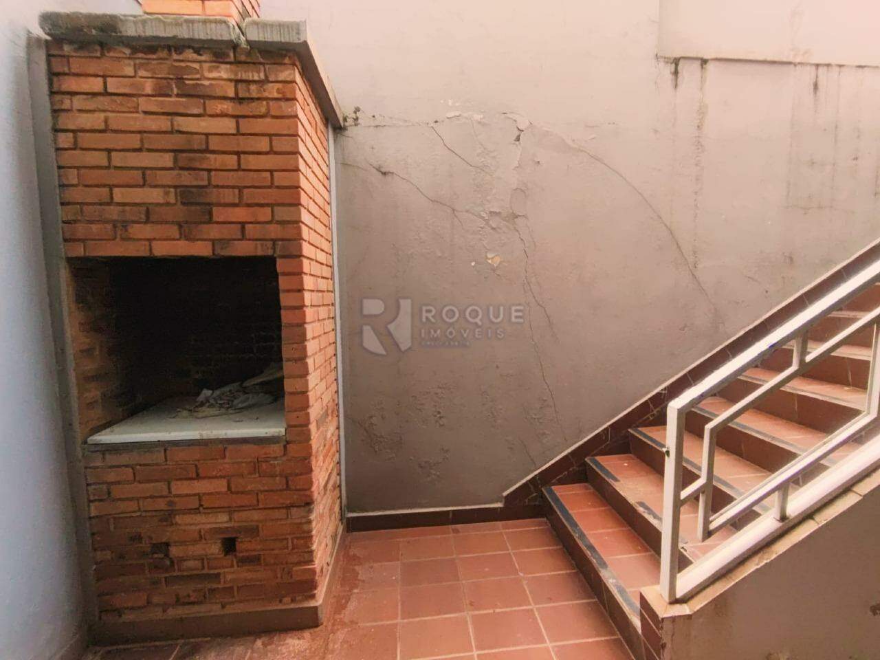 Casa Residencial para aluguel no bairro Centro: Churrasqueira