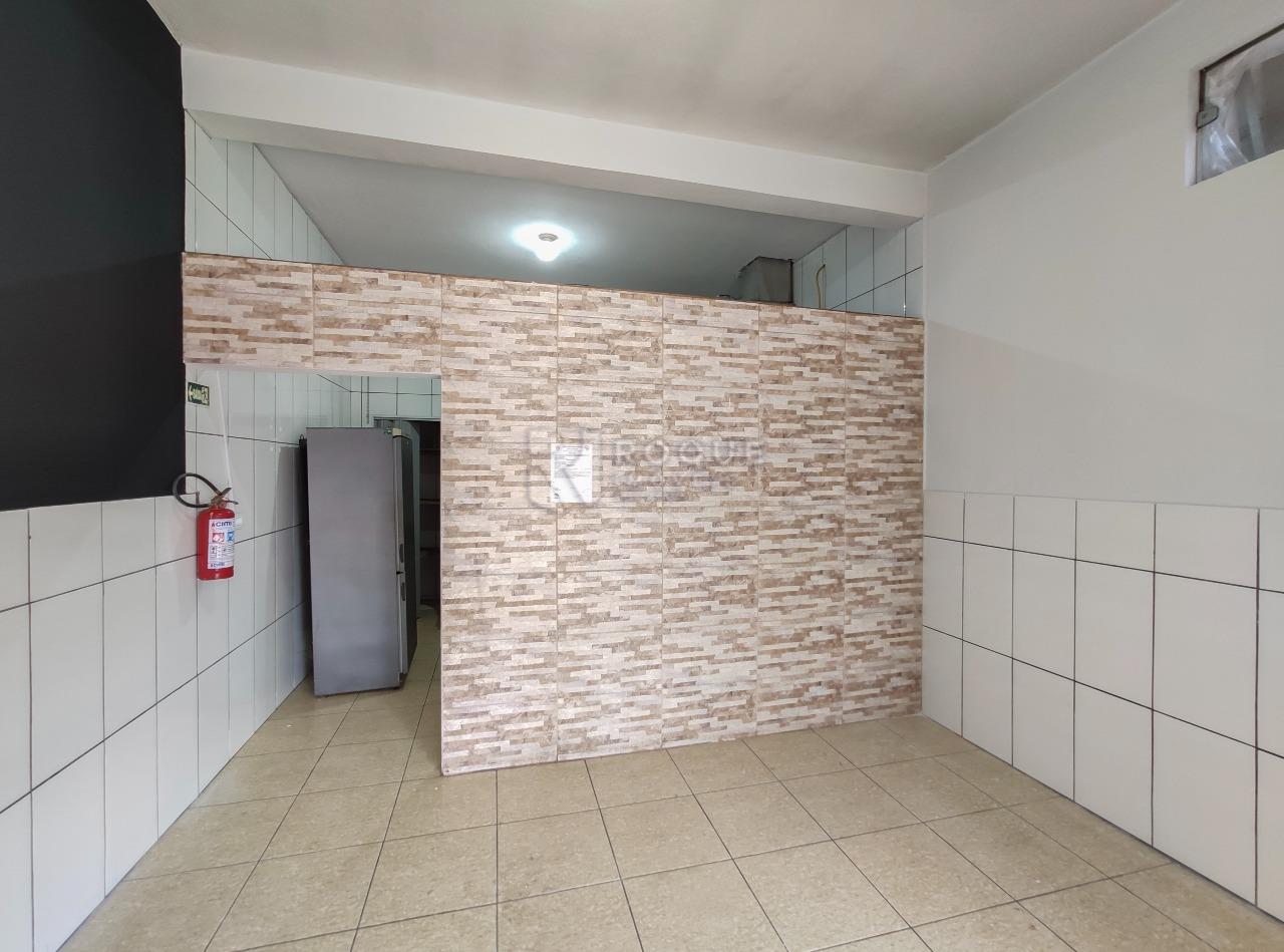 Salão para aluguel no bairro Parque Residencial Santa Eulália: Sala 